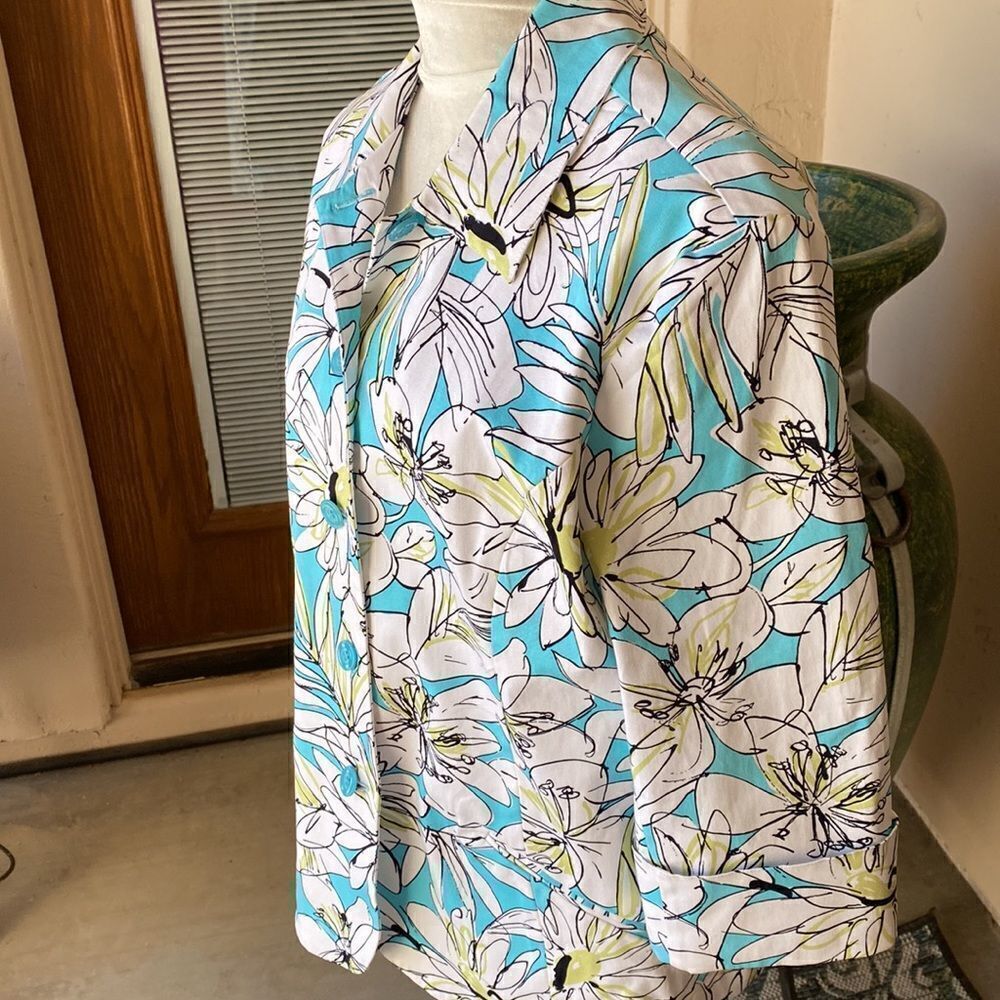 Floral Button Front Jacket Two Front Pockets By N… - image 3